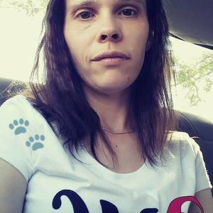 Meet your Posher, Brittney